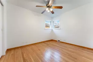 5800 W Foster Ave, Chicago, IL 60630 - Photo 9