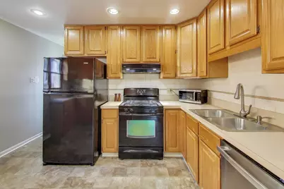 823 N Fernandez Avenue, Arlington Heights, IL 60004 - Photo 7