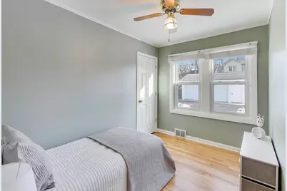 823 N Fernandez Avenue, Arlington Heights, IL 60004 - Photo 15