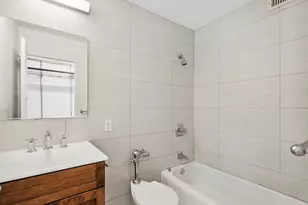 21 W Goethe St, Chicago, IL 60610 - Photo 9
