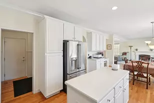 133 Caledonian Ave, Sugar Grove, IL 60554 - Photo 11