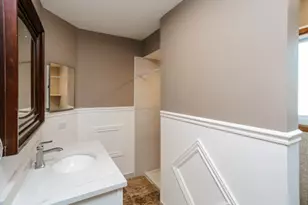 7840 Cronin Ave, Justice, IL 60458 - Photo 21