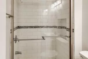 1470 E 56th St, Chicago, IL 60637 - Photo 31