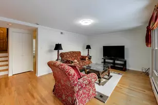 1470 E 56th St, Chicago, IL 60637 - Photo 25