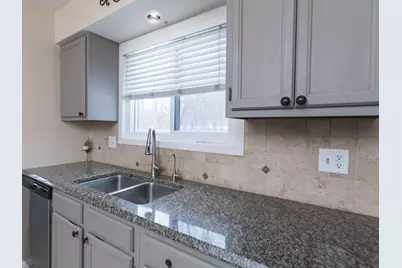 27W705 Grasmere Drive #1702, Winfield, IL 60190 - Photo 15