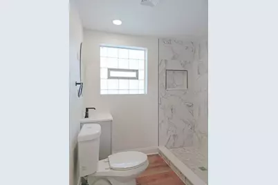 9052 W 92nd Street, Hickory Hills, IL 60457 - Photo 13