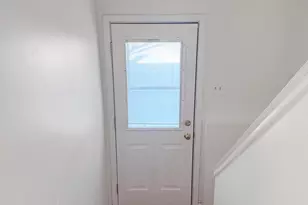 9052 W 92nd St, Hickory Hills, IL 60457 - Photo 11