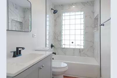 9052 W 92nd Street, Hickory Hills, IL 60457 - Photo 7