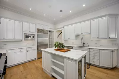 1022 W Montana Street, Chicago, IL 60614 - Photo 13