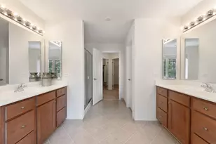 146 Paxton Rd, Bloomingdale, IL 60108 - Photo 13