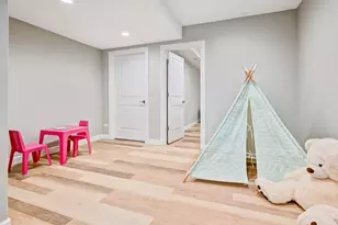 130 Oxford Ave, Clarendon Hills, IL 60514 - Photo 41