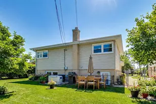 [Address not provided], Morton Grove, IL 60053 - Photo 53