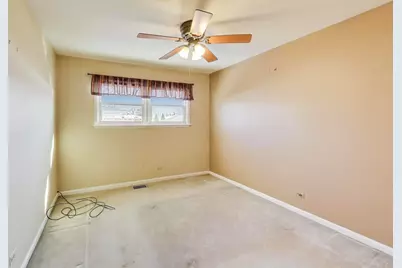 [Address not provided], Morton Grove, IL 60053 - Photo 35