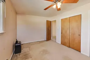 [Address not provided], Morton Grove, IL 60053 - Photo 33