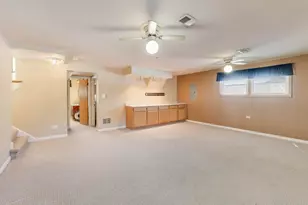 [Address not provided], Morton Grove, IL 60053 - Photo 45