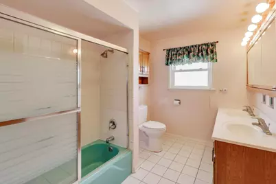 [Address not provided], Morton Grove, IL 60053 - Photo 39