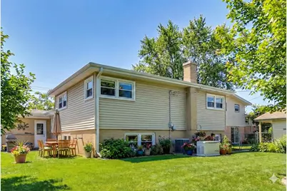 [Address not provided], Morton Grove, IL 60053 - Photo 55