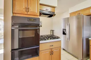 [Address not provided], Morton Grove, IL 60053 - Photo 17