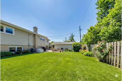 [Address not provided], Morton Grove, IL 60053 - Photo 57