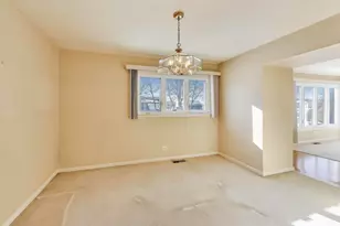 [Address not provided], Morton Grove, IL 60053 - Photo 11