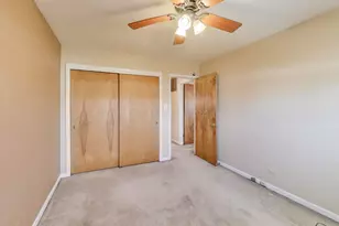 [Address not provided], Morton Grove, IL 60053 - Photo 37