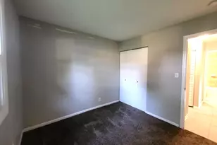 120 S Chestnut Dr, Streamwood, IL 60107 - Photo 13