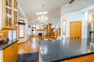 18055 Upland Dr, Tinley Park, IL 60487 - Photo 13