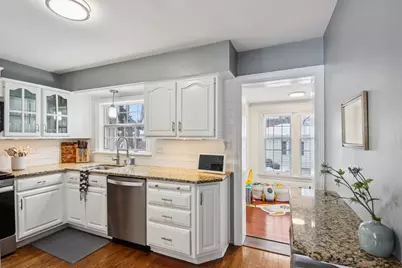 175 S Fairview Avenue, Elmhurst, IL 60126 - Photo 13