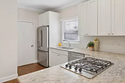 2743 N Wolcott Avenue #37, Chicago, IL 60614 - Photo 11