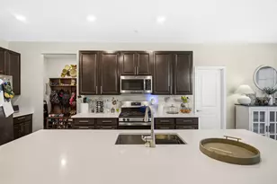 1032 Blazing Star St, South Elgin, IL 60177 - Photo 21