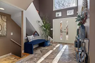 46 Oak Creek Dr, Burr Ridge, IL 60527 - Photo 3