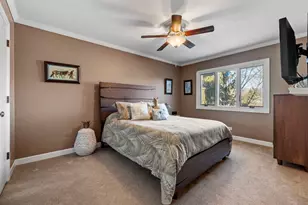 46 Oak Creek Dr, Burr Ridge, IL 60527 - Photo 23