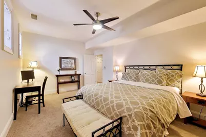 2030 N Hoyne Avenue, Chicago, IL 60647 - Photo 35