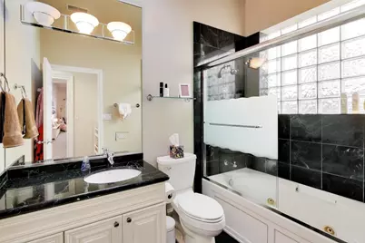 2030 N Hoyne Avenue, Chicago, IL 60647 - Photo 27