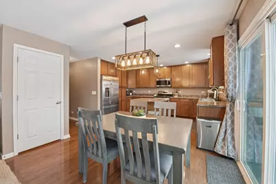 340 Town Center Boulevard, Gilberts, IL 60136 - Photo 9