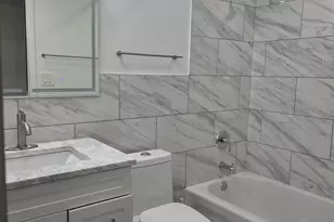 6 Parkside Ct, Vernon Hills, IL 60061 - Photo 13