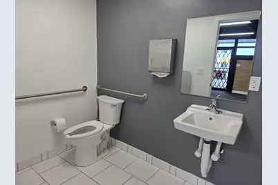 121 S State Street, Belvidere, IL 61008 - Photo 33