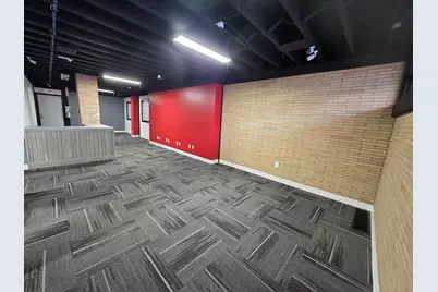 121 S State Street, Belvidere, IL 61008 - Photo 7