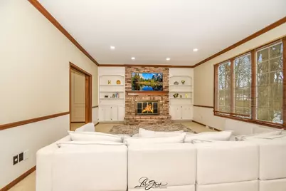 55 Oak Creek Drive, Yorkville, IL 60560 - Photo 11