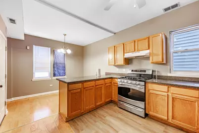 2446 W 69th Street, Chicago, IL 60629 - Photo 7