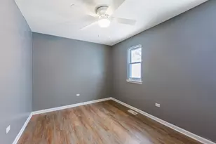 2446 W 69th St, Chicago, IL 60629 - Photo 23