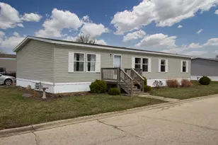 1 St Francis Dr, Bourbonnais, IL 60914 - Photo 1