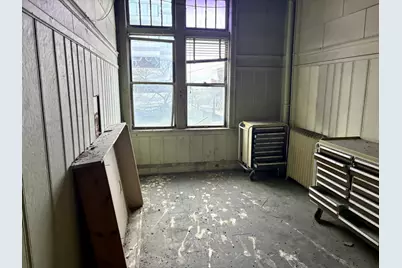 217 E Court Street, Kankakee, IL 60901 - Photo 7