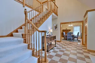 135 Country Ln, Yorkville, IL 60560 - Photo 5