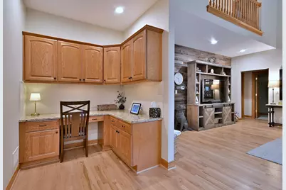 135 Country Lane, Yorkville, IL 60560 - Photo 13