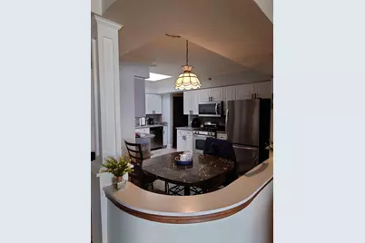 8650 N Shermer Road #306, Niles, IL 60714 - Photo 5