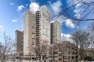 6301 N Sheridan Rd, Chicago, IL 60660 - Photo 1