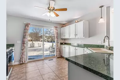 876 Brompton Court #876, Carol Stream, IL 60188 - Photo 13