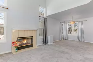 876 Brompton Ct, Carol Stream, IL 60188 - Photo 9