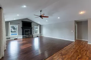 8628 Byron Hills Dr, Byron, IL 61010 - Photo 5